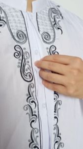 Baju Koko Putih Lengan Panjang Bordir T8