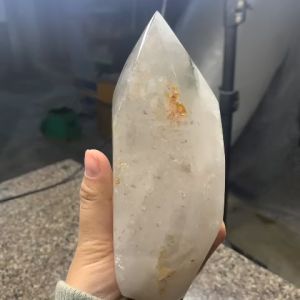 1 viên đá thạch anh u linh mài bóng tự nhiên dùng làm trang trí decor thanh tẩy  15cm nặng 1100g tz7