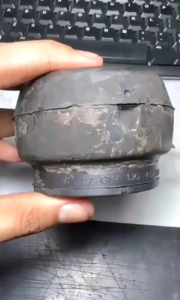 VOLKSWAGEN POLO VENTO 1.2 HATCHBACK FRONT ABSORBER MOUNTING GERMANY 1J0 412 331C 1J0412331C PRICE PER PCS 100% ORIGINAL