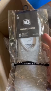 ถุงเท้าข้อสั้น H3 ลำลองแบบซ่อนขอบมีแถบยางกันลื่นด้านใน มีให้เลือก 3 สี รุ่น INVISIBLE SOCKS