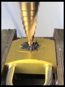 ดอกสว่าน ทรงเจดีย์ รุ่น4241 ดอกสเต็ป6pc รับประกันคุณภาพดี ดอกคว้านรูชุด6ดอก 50 Sizes Step Drill Bit Set Tools high speed steel Aluminum Case Metal Drilling Tool for Metal Wood