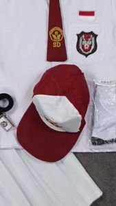 Setelan Seragam Sekolah Putih-Putih Panjang Perempuan SD Kelas 1-6 Topi Merah Putih
