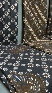 Sarung Batik Gus Iqdam Terbaru 2023