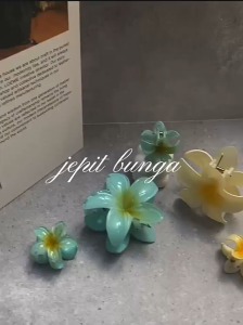 EFACC236 Set Jepit Rambut Bunga Kamboja 3in1 Jedai Aksesoris Wanita Akrilik
