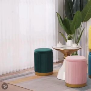 สตูลโซฟา โซฟาใส่ของได้ เก้าอี้โต๊ะเครื่องแป้ง ฐานโลหะ ทรงกลม วัสดุผ้าอย่างดี สไตล์นอร์ดิก เนื้อผ้ากำมะหยี่ พร้อมส่งจากในไทย