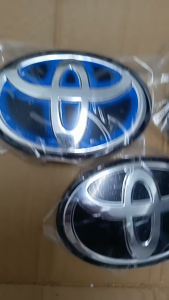 TOYOTA COROLLA CROSS O HEV Emblem Logo OHEV