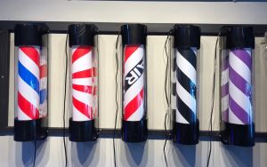 60cm พื้นขาว ลายริ้ว สีสวย ไฟหมุน ติดตั้งง่าย