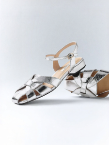 Belle | Hollow-out Toe Leather Casual Sandals
