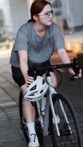 WOSAWE Quần áo cưỡi cho nam và nữ Thông khí Nhanh khô túi chạy thể thao ngắn tay áo thun