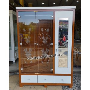Lemari Pakaian Gamis Dan Rak 3 Pintu Swing/trinityjayafurniture