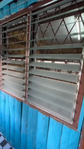 ติดกระจกบ้าน กันแสงแดด ฟิล์มติดกระจกสุญญากาศ ยาว2เมตร หลายลาย หลายขนาด