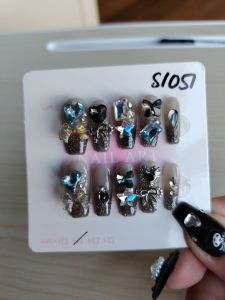 (FREE TOOLKIT ) 10 PCS PRESS ON NAILS. HANDMADE NAILS SIZE S