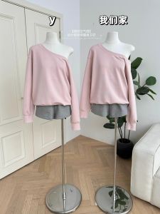 Dopamine Hot Girl Shoulder Bared Hoodie Womens Loose Fit Long Sleeve Crew Neck Sweatshirt Slimming Design Early Autumn Style