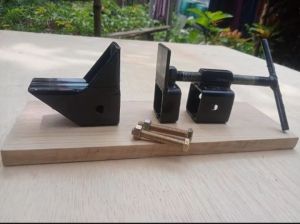 Klem Kayu Penjepit Kayu Catok Kayu Alat Perkakas Tukang Kayu Super Premium Awet Plus Bar Hollo 100CM-120CM Klem Duty Tukang Kayu Bahan Awet Tahan Lama