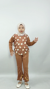 CF Kids Setelan Anak Perempuan Modis Kartun Motif Emoji Bear