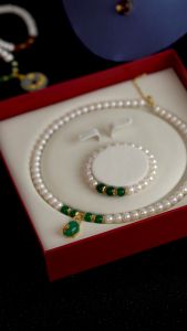 Vòng Cổ Ngọc Trai Nước Ngọt Kết Hợp Đá Mã Não Xanh Sang Trọng Vòng Cổ Ngọc Trai Thật Quà Tặng Bà - Mẹ - BNJ1308 - Bảo Ngọc Jewelry