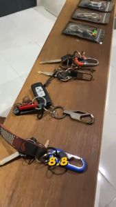 Gantungan Kunci Carabiner Mobil Motor FSR STRIKE Besi Metal Clasp Keychain