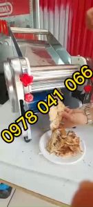 Máy cán khô heo khô bò chạy bằng điện FKM200