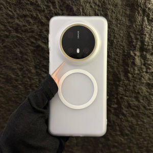 Ultra-Thin Huawei Mate70Pro+ Ice Fog Magnetic Attraction Transparent Protective Case Anti-Fall Simple Design Skin-Like Texture