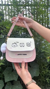 Túi xách đeo chéo nữ đẹp túi thời trang dáng hộp hoạ tiết ngỗ nghĩnh (KHÔNG KÈM CHARM) TTS68 034