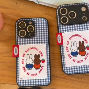 ซองแข็งลายการ์ตูนกระต่ายมิฟฟี่สีน้ำเงินและขาวสำหรับ iPhone 17 16 15 14 13 Pro Max ซองสำหรับ iPhone 17 Pro Max