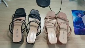 ฤดูร้อนแฟชั่นผู้หญิงเปิดนิ้ว เท้ารองเท้าส้นสูงรองเท้าแตะส้นหนา ผู้หญิง Strappy