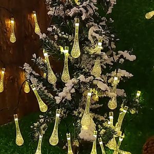 ไฟประดับ ไฟตกแต่ง สีขาวอบอูนิ หนึ่งในราคา 10m 100หลอด กันน้ำกันฝน ตกแต่งสวน ร้าน