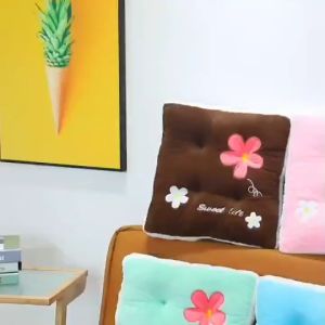 เบาะรองนั่ง เบาะ เบาะนุ่ม ลายดอกชมพู  ลายดอกขาวน่ารักมาก หมอนตุ๊กตา หมอนโซฟา 42 Cm