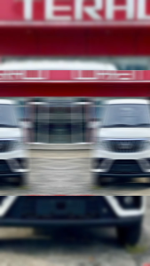 Vè che mưa xe tải van teraco V6 TERA V6 V8 2 chỗ 5 chỗ  nhựa dẻo đen trắng lướicó sẵn keo dán ( giá 1 cặp).