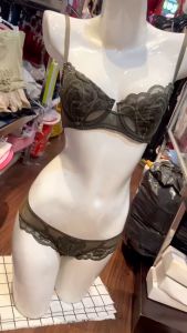 Bộ đồ lót xuyên thấu có gọng ren hoa quần lưới nguyên mông gợi cảm