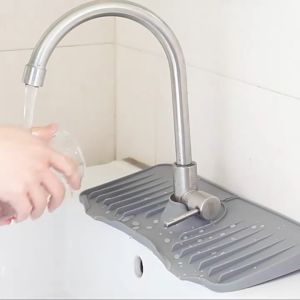 Silicone Faucet Drain Pad Rack / Water Catcher Self Draining Drying Mat for Kitchen Bathroom Sink Tap
