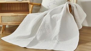 Egyptian Cotton Quilted Bedspread / Blanket / Throw. 5 Star Hotel Collection. Premium Quality