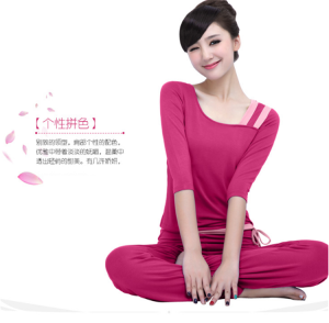 ชุดโยคะสองชิ้นสำหรับผู้หญิงในฤดูใบไม้ผลิและฤดูร้อน ชุดออกกำลังกายวิ่งฟิตเนส ทรงตรง ผ้าโมดอล สวมใส่สบาย ชุดออกกำลังกายแบบลำลอง