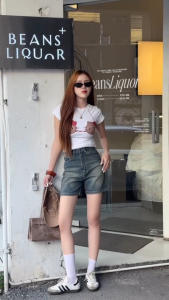 Lussgirls - กางเกงขาสั้น ยีนส์เอวสูง รุ่น Basic Short Jeans