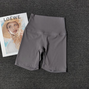 กางเกงขาสั้นโยคะเอวสูงระบายอากาศได้ดีแห้งเร็วสำหรับออกกำลังกาย กางเกงขาสั้นวิ่งฟิตเนสเสริมสะโพกและหน้าท้องสำหรับผู้หญิง