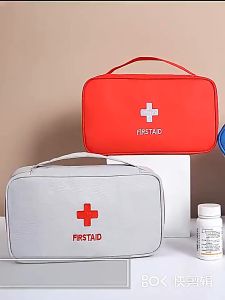 กระเป๋ายา กระเป๋าใส่ยา พกพา ฉุกเฉิน กู้ชีพ ชุดปฐมพยาบาลกันน้ํา ใส่ของได้เยอะ G3045