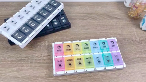 7 Day Pill Box Organizer 2 Times a Day Bekas Ubat Pil AM PM Weekly Medicine Pill Container Case Push Button Type Pop Open Design Rainbow Black White