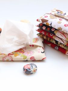 Portable Ladies Cloth Tissue Holder Cartoon Set of Two Japanese Style Paper Towel Cover Handmade Fabric Tissue Pouch