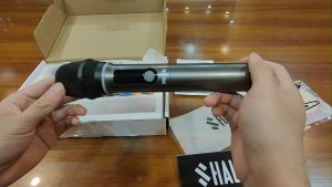 SHALANRA GR288 Rechargeable karaoke wireless microphone for stage live show