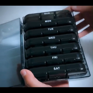 Portable Medicine Boxportable Travel Pillbox 7-Day Pillbox 21 Moisture-Resistant Compartments Large Compartments