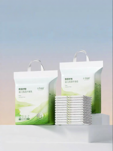 SHI YUE JIE JING | Waterproof Breathable Baby Care Pad