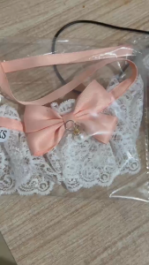 ฮาโอซู ปลอกคอสัตว์เลี้ยงลายลูกไม้รูปโบว์แฟชั่นเนื้อนุ่มและน่ารักพร้อมกระดิ่งขนาดเล็กสำหรับลูกสุนัข