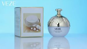 BPOM] - VEZE Mengurangi kerutan Collagen Bouncy Pearl Cream Whitening Moisturizing Anti-Aging Pearl Krim Wajah -