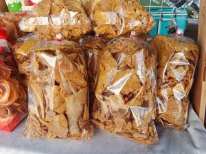 ข้าวตังหมูหยอง สูตรโบราณ by พอลลี่ ทานกับอะไรก็อร่อย ขนาดใหญ่ 280 g.