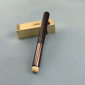 ทาลิป แปรงจุดยาว แปรงเนื้อ แปรงทาปาก แปรงทาลิป แปรงทาลิปฟู แปรงทาลิปเกาหลี แปรงทาลิปฟูสูงกว่า ผลส่วนของการแปรง 24 ชั่วโมง