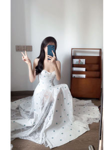 White Deer Celebrity Floral Embroidery V-Neck Strapless Dress Womens New 2025 Lace Holiday Skirt High Waist A-Line Summer Dress