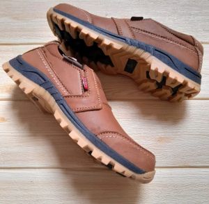 sepatu pria kulit model terbaru