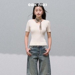 OAKMOO | Áo Sweater Cổ V Họa Tiết Hoa Cúc Có Cổ Bóp Đét