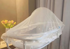 Parababy CB107 Baby Bed Luxury Maternity Center Infant Newborn Bed Accessories Mobile with Storage Space Metal Construction