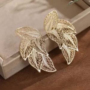 Retro Creativity Elegant Style Hollow-out Leaf Earrings Copper Womens Jewelry Earrings For Banquet And Daily